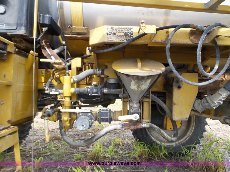 image for item BN9435 2001 Ag-Chem RoGator 854 self-propelled sprayer