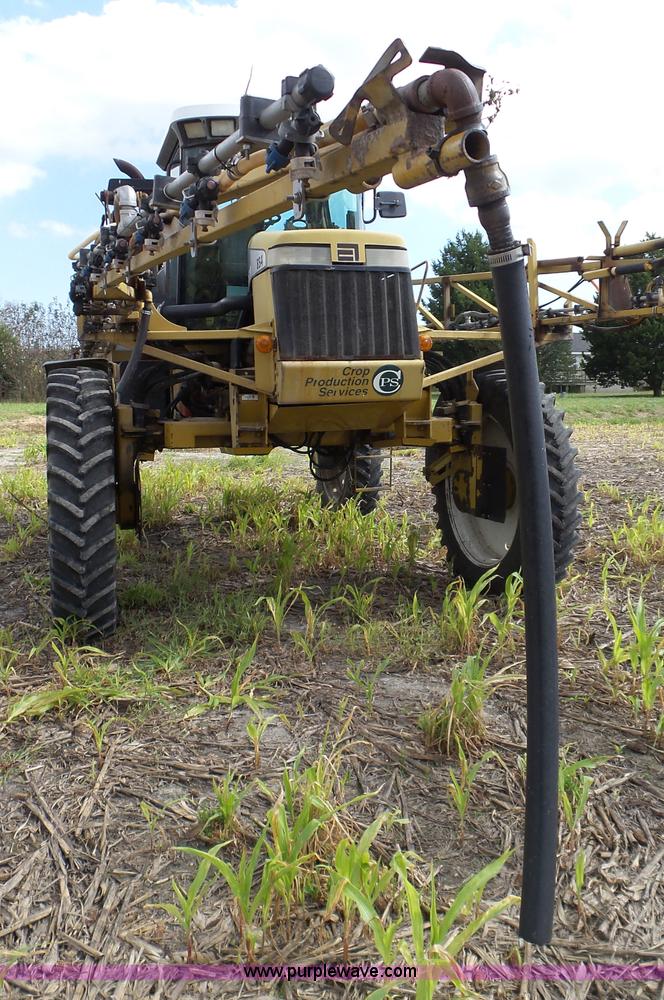 image for item BN9435 2001 Ag-Chem RoGator 854 self-propelled sprayer