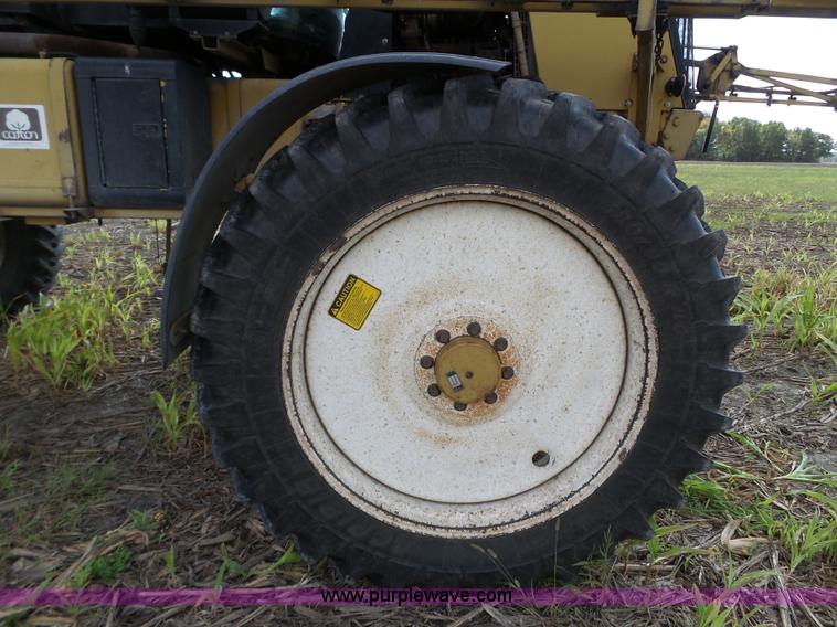 image for item BN9435 2001 Ag-Chem RoGator 854 self-propelled sprayer