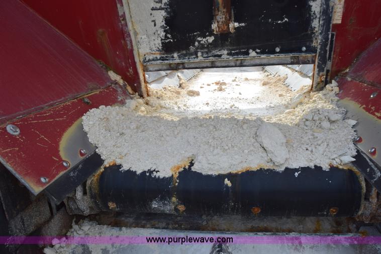 image for item J8480 2002 Case IH FLX3300B self-propelled applicator