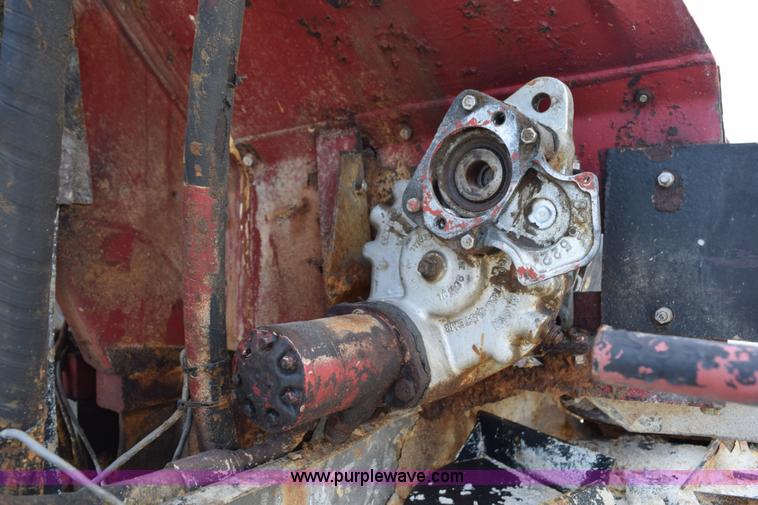 image for item J8480 2002 Case IH FLX3300B self-propelled applicator