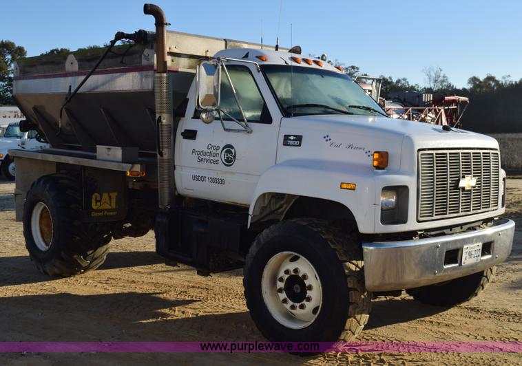 image for item J8483 1999 Chevrolet C7500 applicator truck