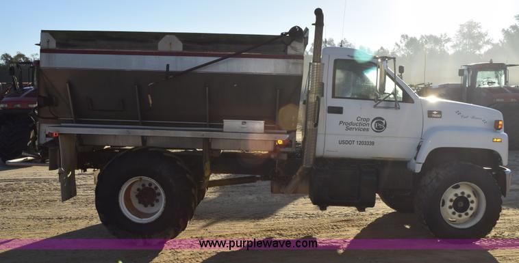 image for item J8483 1999 Chevrolet C7500 applicator truck