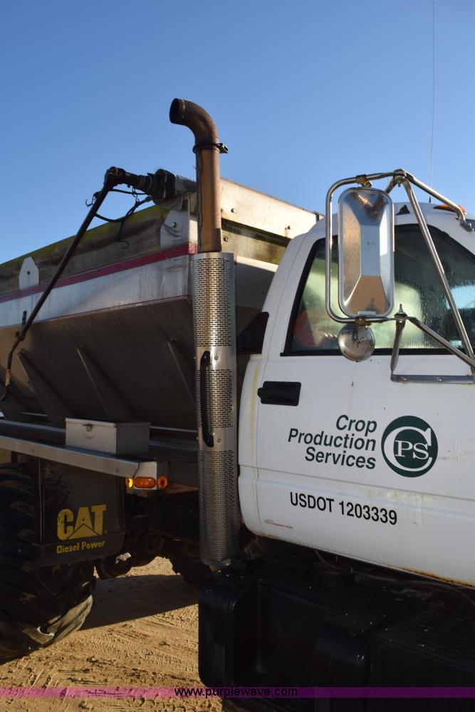 image for item J8483 1999 Chevrolet C7500 applicator truck