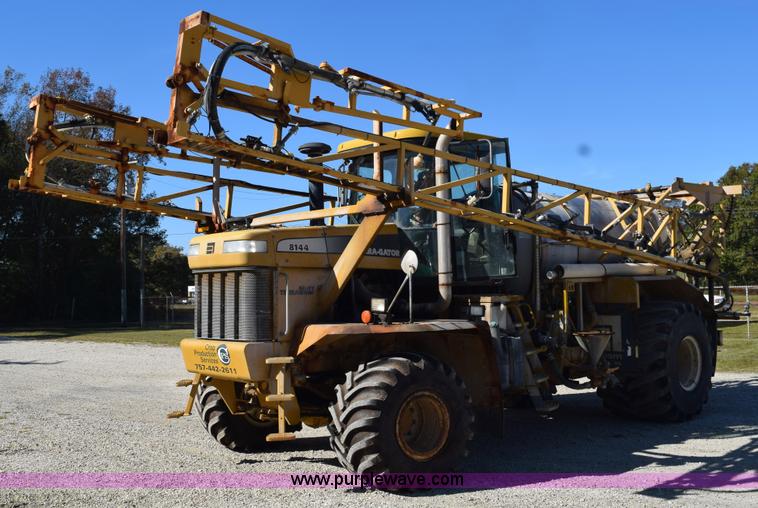 image for item J8485 2005 Ag-Chem TerraGator 8144 self-propelled sprayer