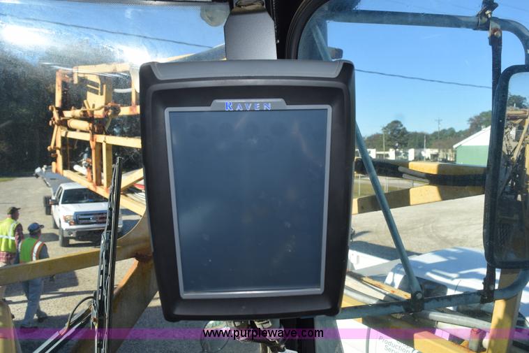 image for item J8485 2005 Ag-Chem TerraGator 8144 self-propelled sprayer