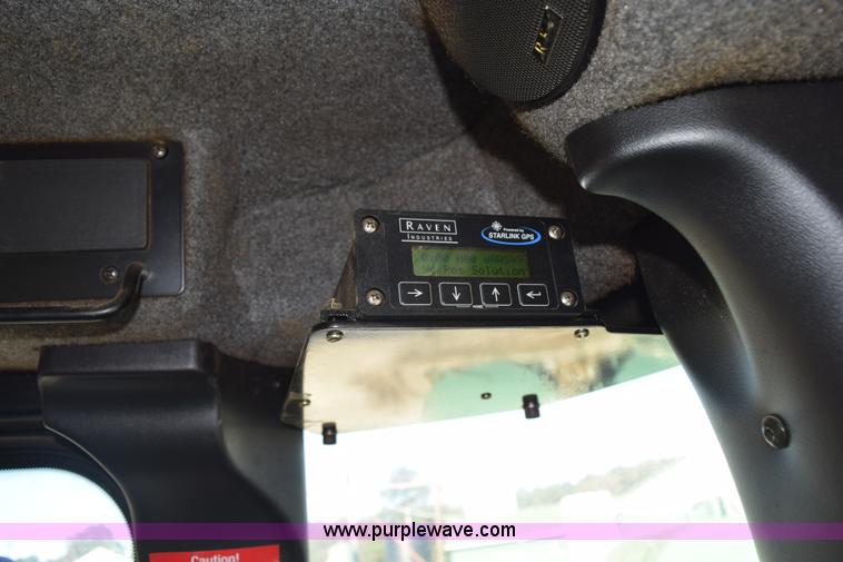 image for item J8485 2005 Ag-Chem TerraGator 8144 self-propelled sprayer