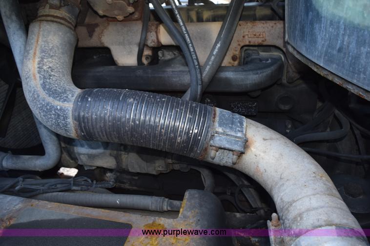 image for item J8485 2005 Ag-Chem TerraGator 8144 self-propelled sprayer