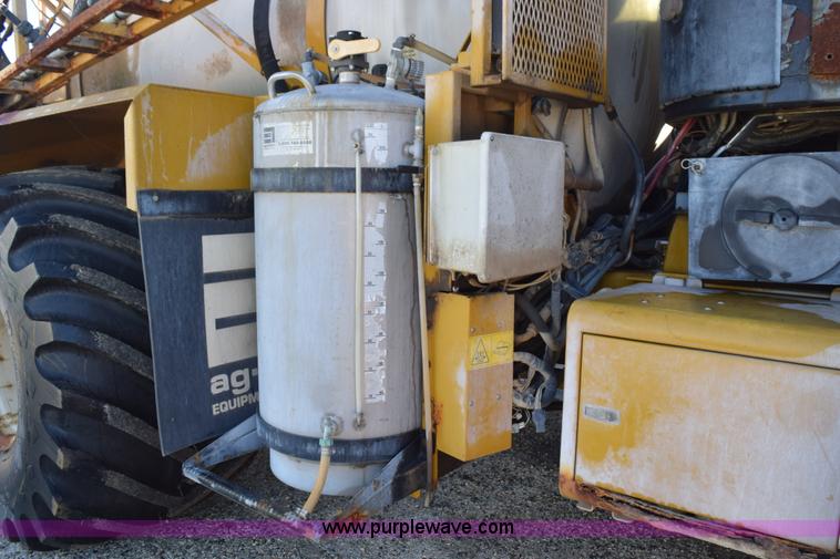 image for item J8485 2005 Ag-Chem TerraGator 8144 self-propelled sprayer