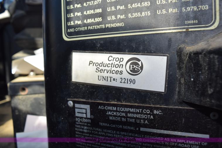 image for item J8485 2005 Ag-Chem TerraGator 8144 self-propelled sprayer