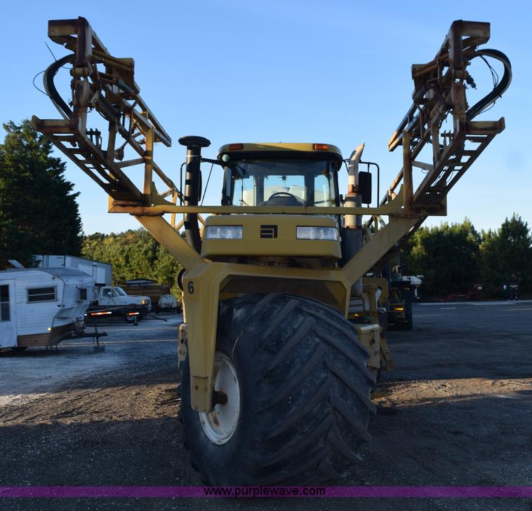 image for item J8486 2000 Ag-Chem TerraGator 8103 self-propelled sprayer