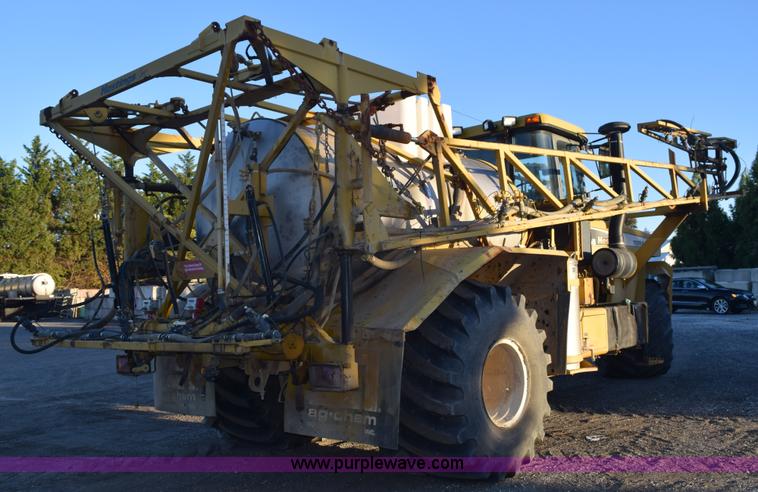 image for item J8486 2000 Ag-Chem TerraGator 8103 self-propelled sprayer