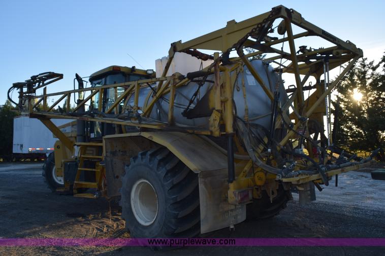 image for item J8486 2000 Ag-Chem TerraGator 8103 self-propelled sprayer