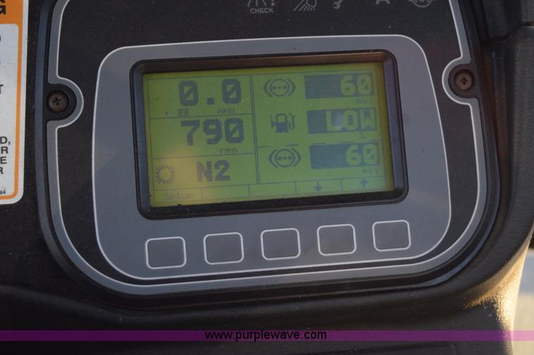 image for item J8486 2000 Ag-Chem TerraGator 8103 self-propelled sprayer