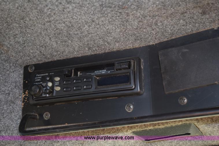 image for item J8486 2000 Ag-Chem TerraGator 8103 self-propelled sprayer