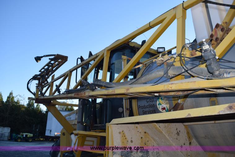 image for item J8486 2000 Ag-Chem TerraGator 8103 self-propelled sprayer