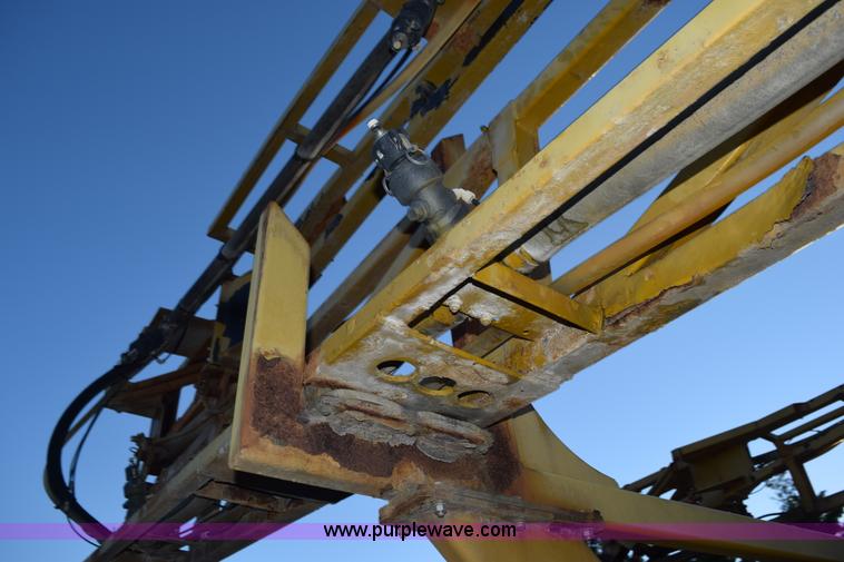 image for item J8486 2000 Ag-Chem TerraGator 8103 self-propelled sprayer