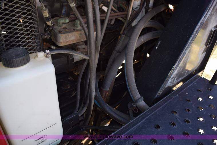 image for item J8491 2010 Case IH 4420 self-propelled sprayer