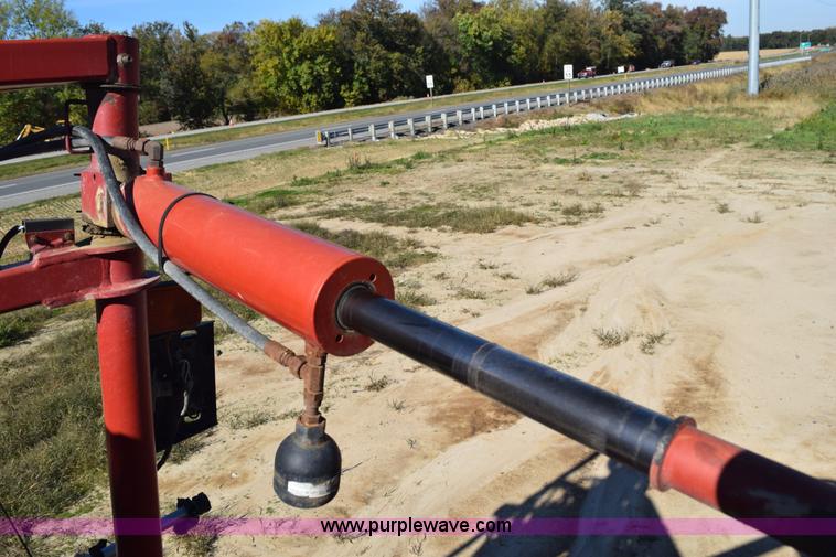 image for item J8491 2010 Case IH 4420 self-propelled sprayer