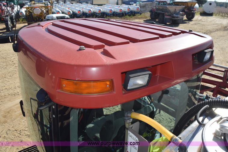 image for item J8491 2010 Case IH 4420 self-propelled sprayer