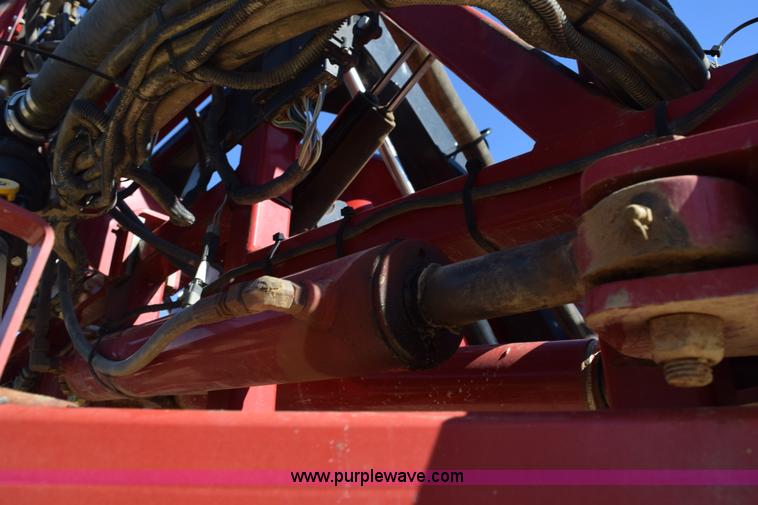 image for item J8491 2010 Case IH 4420 self-propelled sprayer