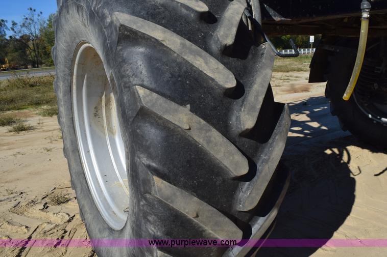 image for item J8491 2010 Case IH 4420 self-propelled sprayer