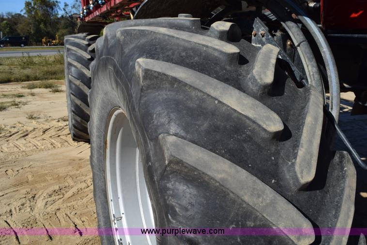 image for item J8491 2010 Case IH 4420 self-propelled sprayer