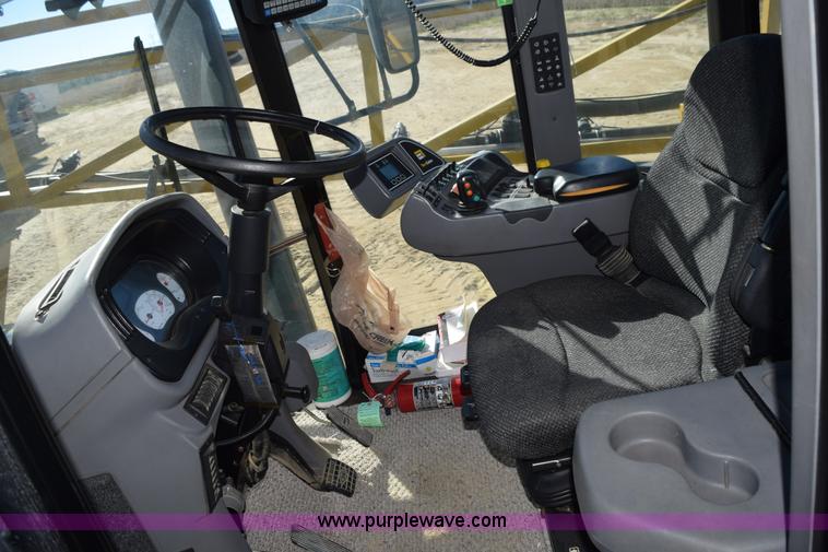 image for item J8492 2007 Ag-Chem TerraGator 6203 self-propelled sprayer