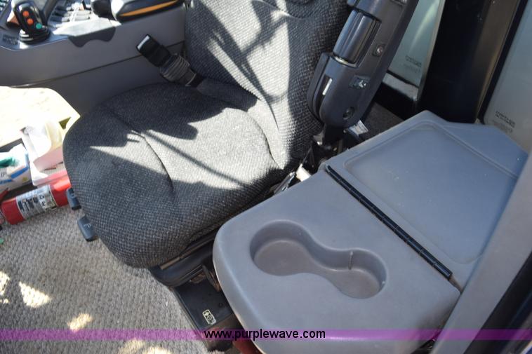 image for item J8492 2007 Ag-Chem TerraGator 6203 self-propelled sprayer