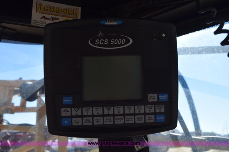 image for item J8492 2007 Ag-Chem TerraGator 6203 self-propelled sprayer