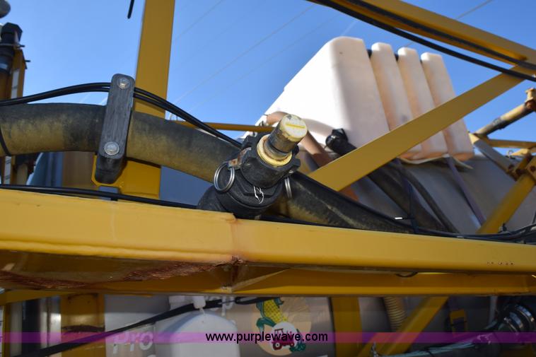 image for item J8492 2007 Ag-Chem TerraGator 6203 self-propelled sprayer