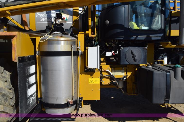 image for item J8492 2007 Ag-Chem TerraGator 6203 self-propelled sprayer