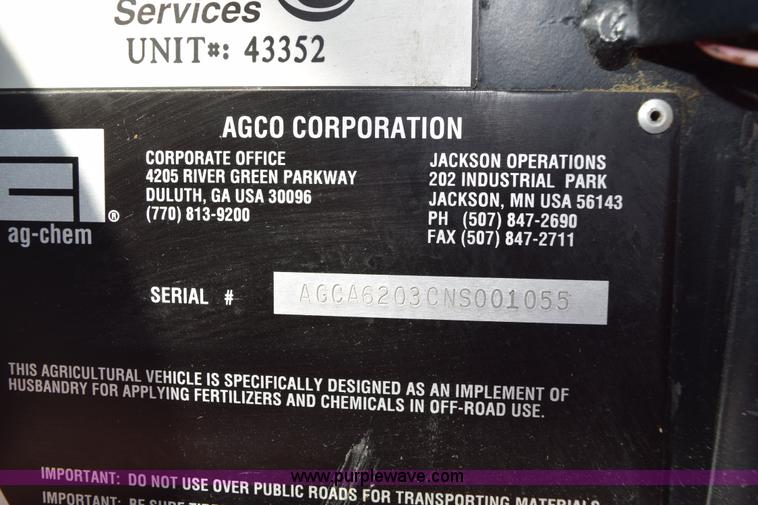 image for item J8492 2007 Ag-Chem TerraGator 6203 self-propelled sprayer