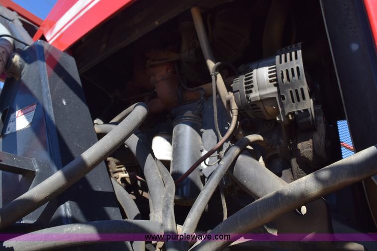 image for item J8493 2007 Case IH SPX4420 self-propelled sprayer