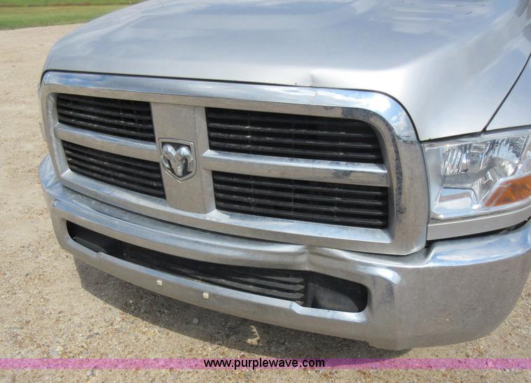 image for item L2753 2012 Dodge Ram 2500 Crew Cab pickup truck