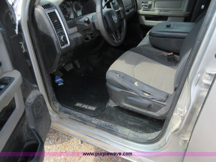 image for item L2753 2012 Dodge Ram 2500 Crew Cab pickup truck