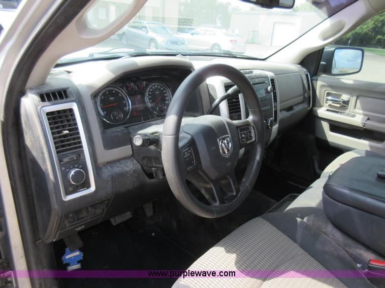 image for item L2753 2012 Dodge Ram 2500 Crew Cab pickup truck
