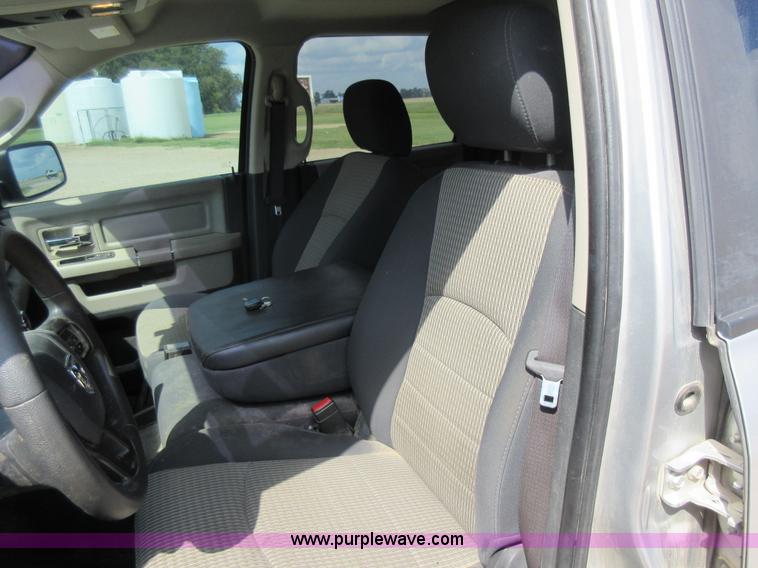 image for item L2753 2012 Dodge Ram 2500 Crew Cab pickup truck