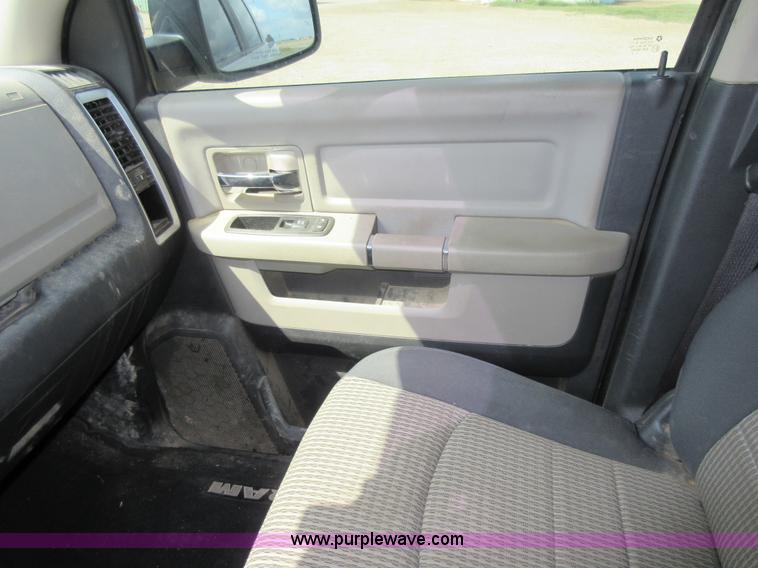 image for item L2753 2012 Dodge Ram 2500 Crew Cab pickup truck