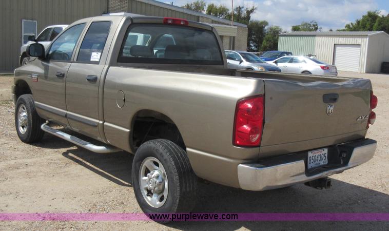 image for item L2754 2007 Dodge Ram 2500 Quad Cab pickup truck