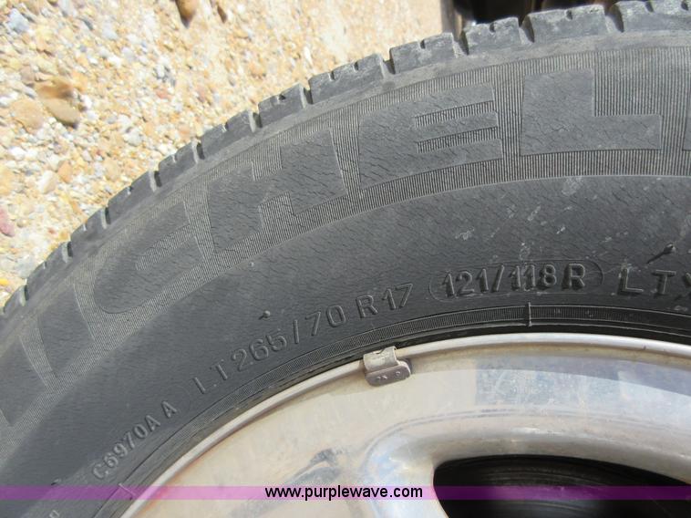 image for item L2754 2007 Dodge Ram 2500 Quad Cab pickup truck