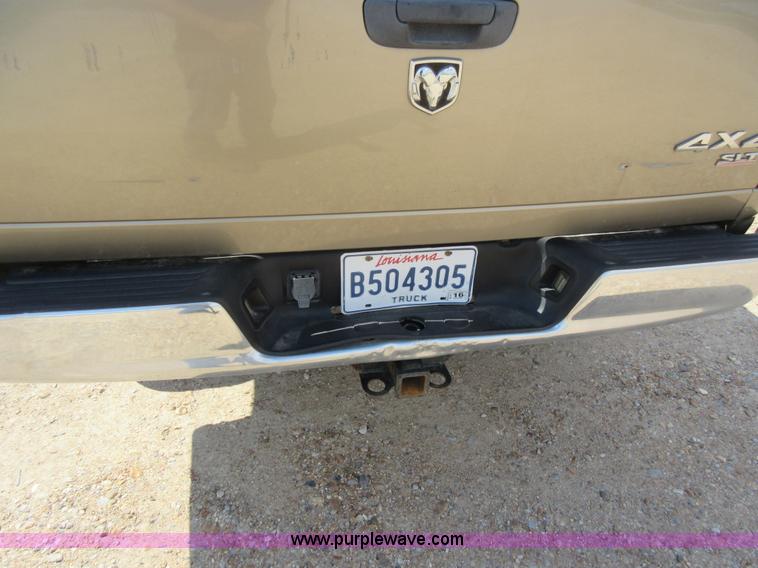 image for item L2754 2007 Dodge Ram 2500 Quad Cab pickup truck