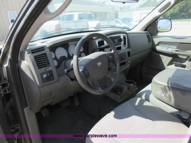 image for item L2754 2007 Dodge Ram 2500 Quad Cab pickup truck