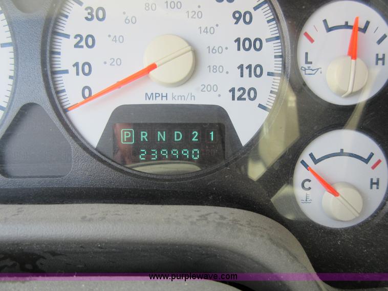 image for item L2754 2007 Dodge Ram 2500 Quad Cab pickup truck