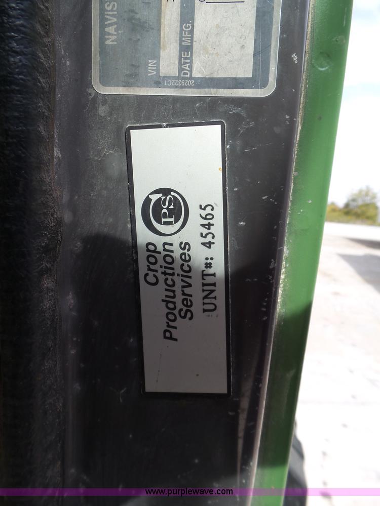 image for item L5014 1995 International 8200 truck cab and chassis