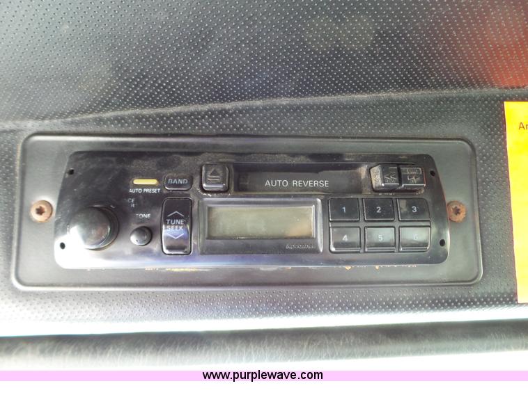 image for item L5015 1996 Mack CH613 fertilizer tender truck