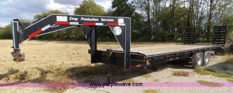 image for item L5018 1998 International G-24 equipment trailer