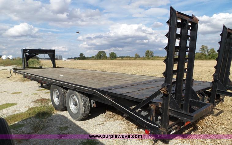 image for item L5018 1998 International G-24 equipment trailer