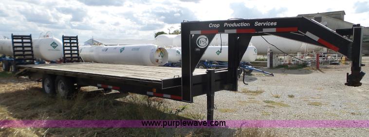 image for item L5018 1998 International G-24 equipment trailer