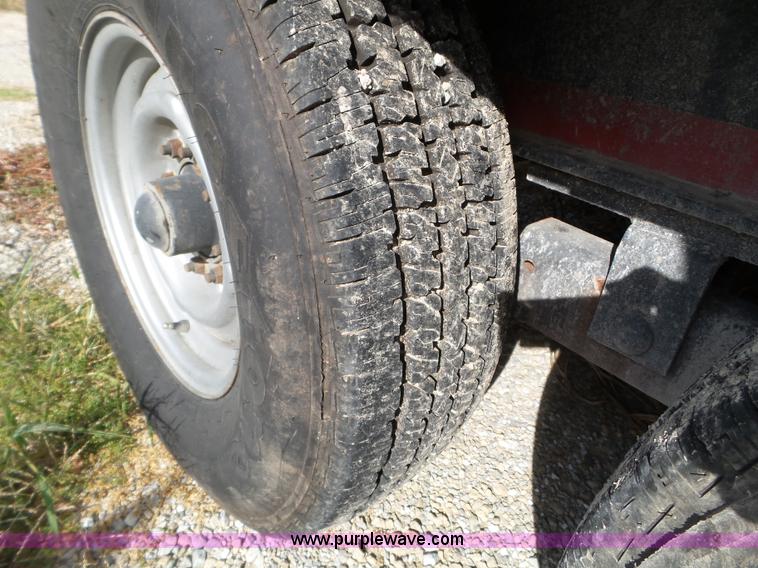 image for item L5018 1998 International G-24 equipment trailer